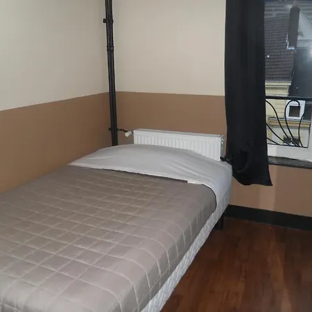 Chopin Otel 2*